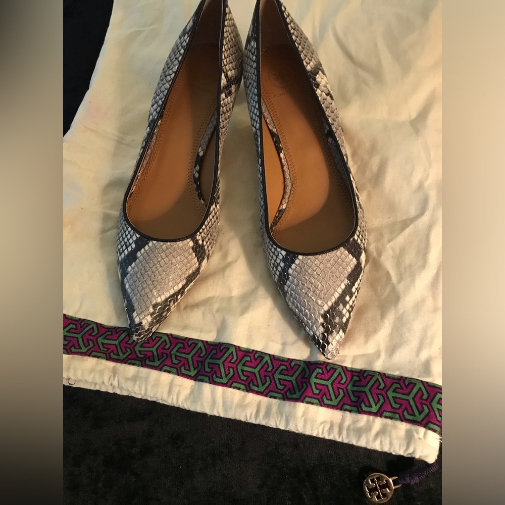 Tory Burch Kitten Heels - Picture 12 of 12